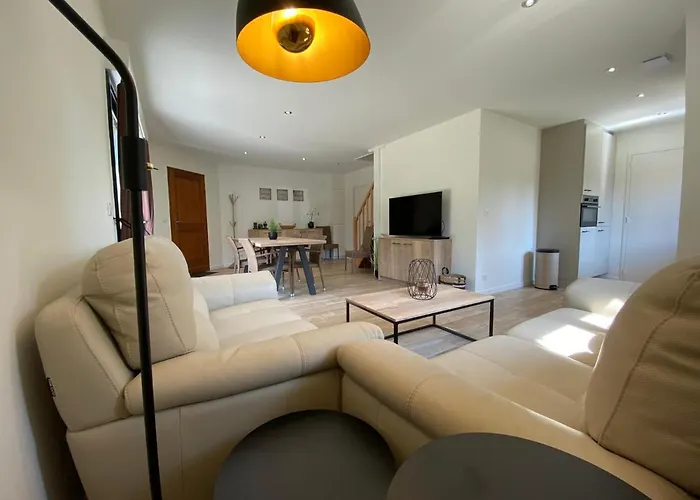 Casa de Férias Le Bleu 21 *